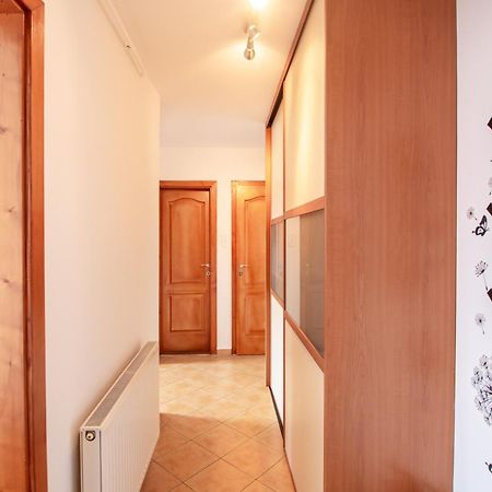 Viky'S Apartment Γκιόρ Εξωτερικό φωτογραφία