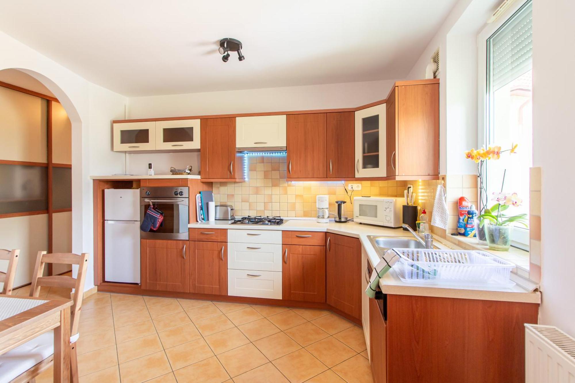 Viky'S Apartment Γκιόρ Εξωτερικό φωτογραφία